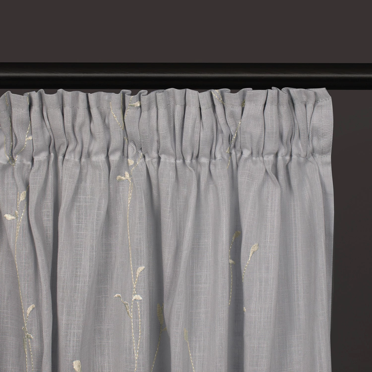 Gerster Fertigschal Birgit - Bio-Baumwolle - Grau / Natur 9 Gerster Fertigschal Birgit - Bio-Baumwolle - Grau / Natur – Bild 7