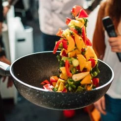 Elo Wokpfanne Granit Evolution - Schwarz - Aluminium -Gardinen Verkäufe 1000277301 210705 09104500023 MOOD DETAILS P000000001000277301 mood