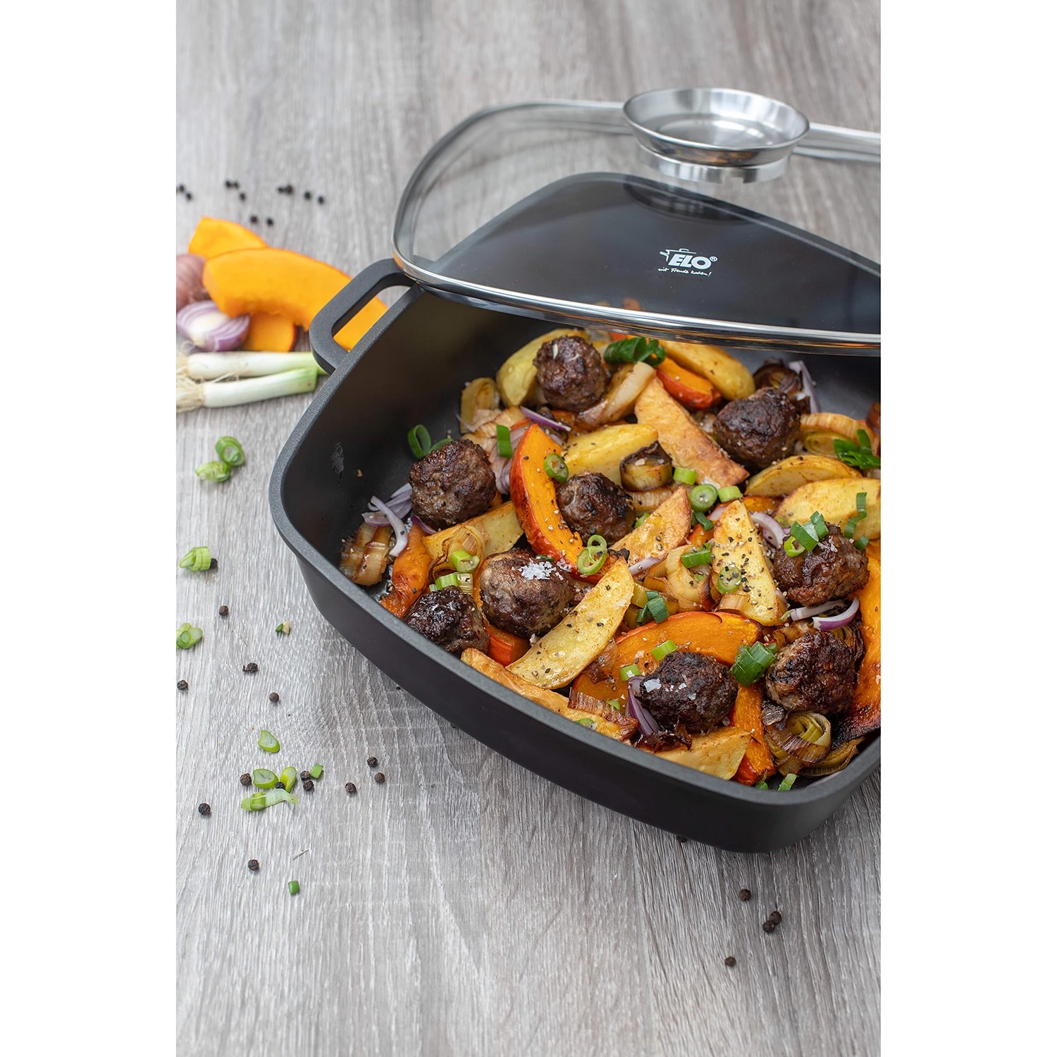 Elo Servierpfanne Aromaknopf - Schwarz - Aluminiumguss 4 Elo Servierpfanne Aromaknopf - Schwarz - Aluminiumguss – Bild 2