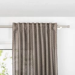 Mydeco Schlaufenschal Dot - Polyester - Taupe - 245 x 135 cm 15 Mydeco Schlaufenschal Dot - Polyester - Taupe - 245 x 135 cm -Gardinen Verkäufe 1000340291 220318 030 DETAILS P000000001000340291