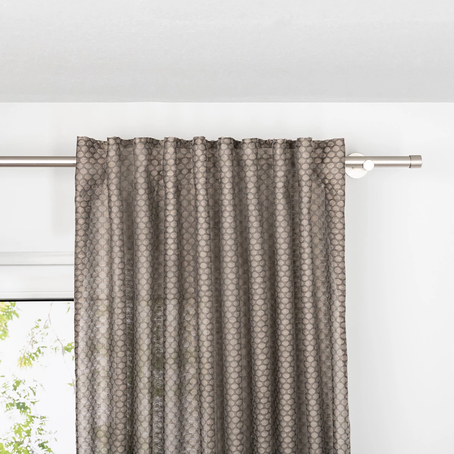 Mydeco Schlaufenschal Dot - Polyester - Taupe - 245 x 135 cm 5 Mydeco Schlaufenschal Dot - Polyester - Taupe - 245 x 135 cm – Bild 3