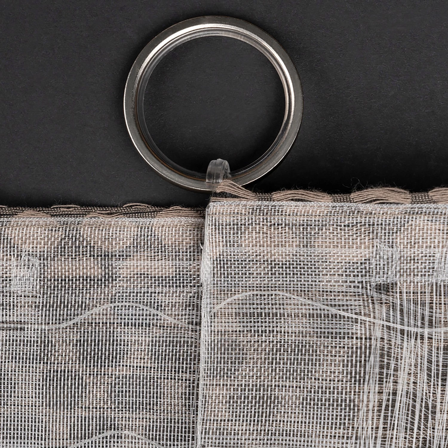 Mydeco Schlaufenschal Dot - Polyester - Taupe - 245 x 135 cm 12 Mydeco Schlaufenschal Dot - Polyester - Taupe - 245 x 135 cm – Bild 10