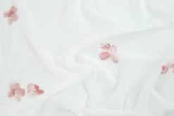 Indes Fuggerhaus Gardine weiß-pink | Floral | -Gardinen Verkäufe 2f180f386f814778b5c711944f7f03f1